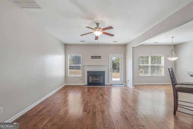 5 Granada Court, Newnan, GA 30263