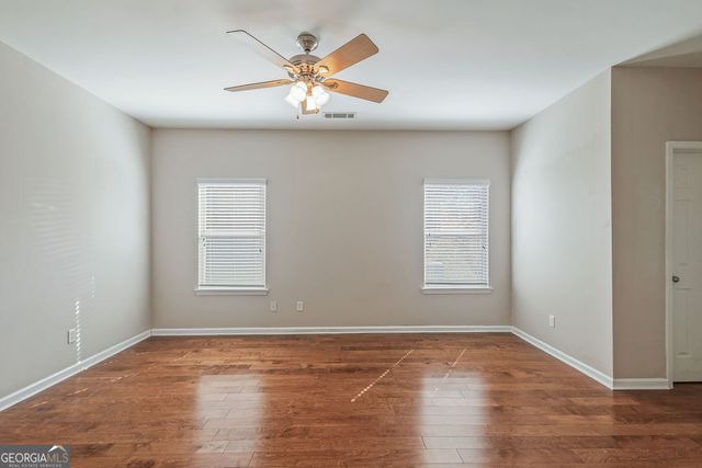 5 Granada Court, Newnan, GA 30263