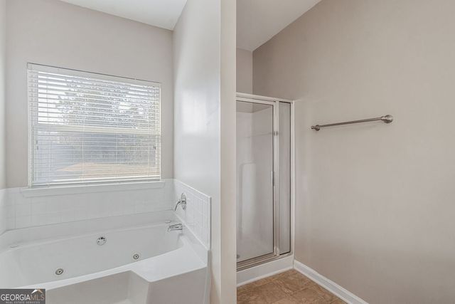 5 Granada Court, Newnan, GA 30263