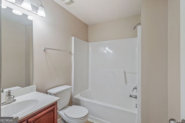 5 Granada Court, Newnan, GA 30263