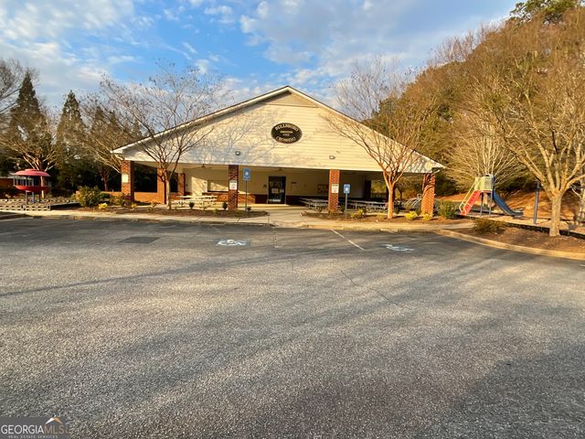 5 Granada Court, Newnan, GA 30263