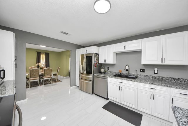 5241 County Road 819, Brazoria, TX 77422