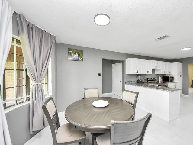 5241 County Road 819, Brazoria, TX 77422