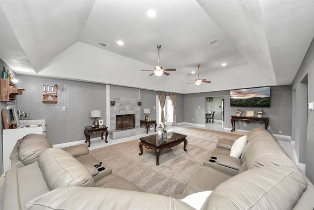 5241 County Road 819, Brazoria, TX 77422