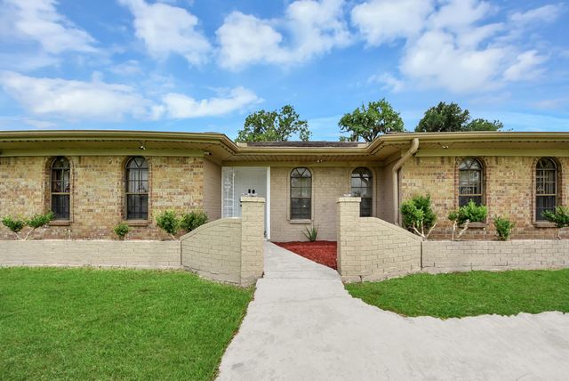 5241 County Road 819, Brazoria, TX 77422