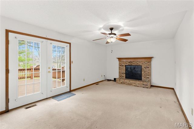 113 Greenstone Drive, St Peters, MO 63303