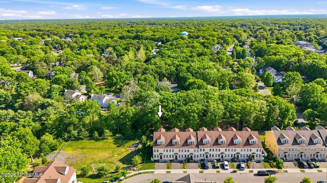 27 Lodz Drive, Lakewood, NJ 08701