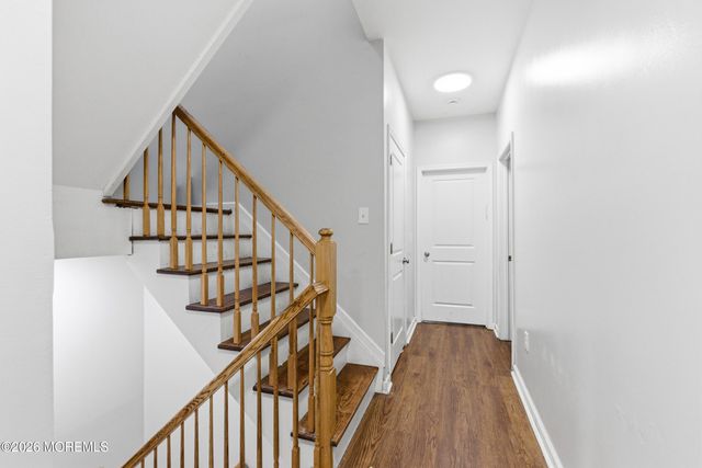 27 Lodz Drive, Lakewood, NJ 08701