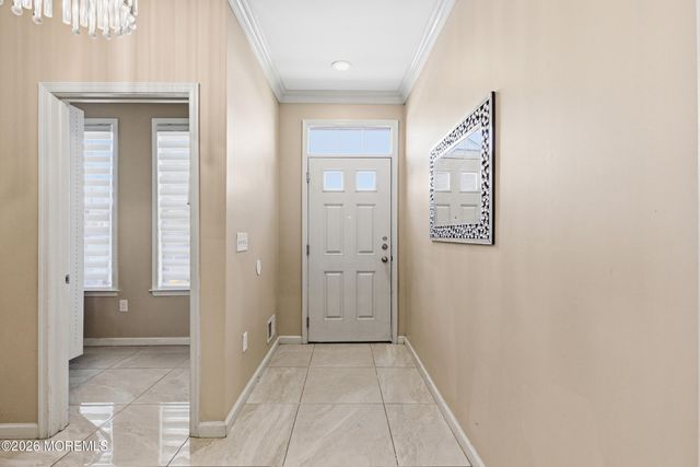 27 Lodz Drive, Lakewood, NJ 08701