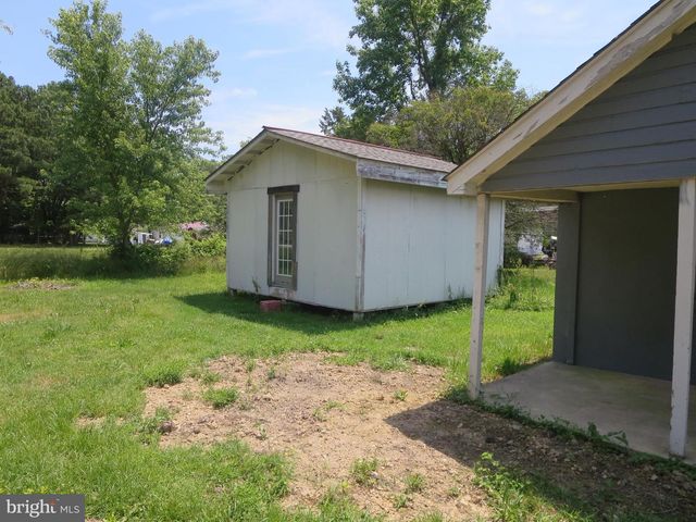 324 2ND ST, Colonial Beach, VA 22443