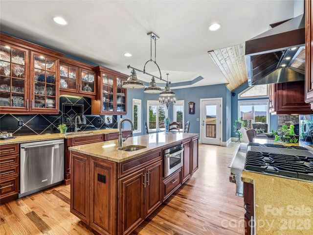 286 Preservation Trail, Columbus, NC 28722