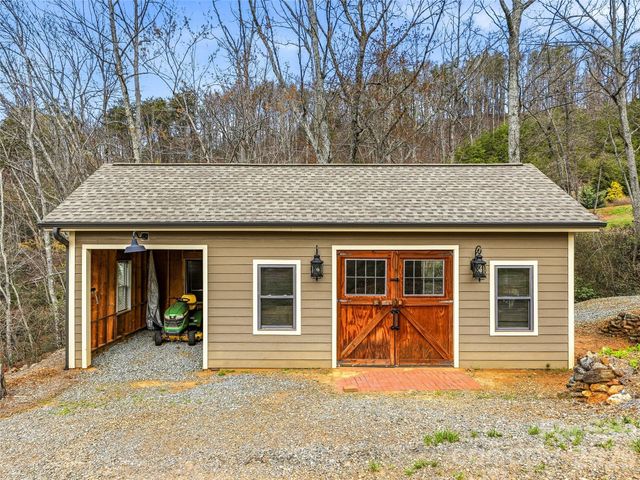 286 Preservation Trail, Columbus, NC 28722