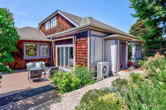 611 Rose Street, Port Townsend, WA 98368