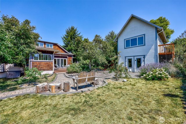 611 Rose Street, Port Townsend, WA 98368