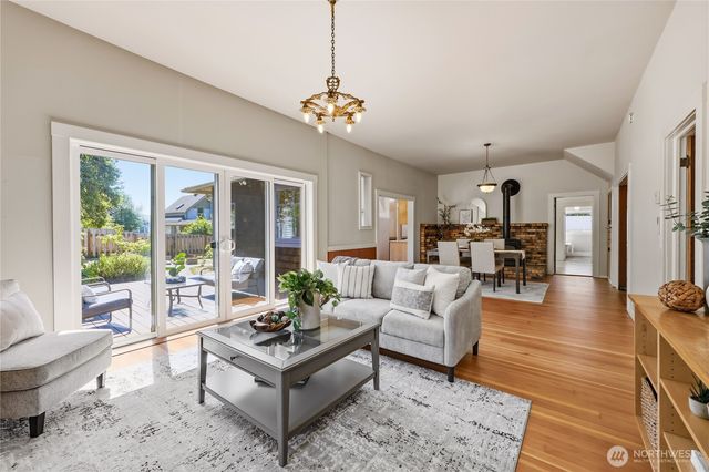 611 Rose Street, Port Townsend, WA 98368
