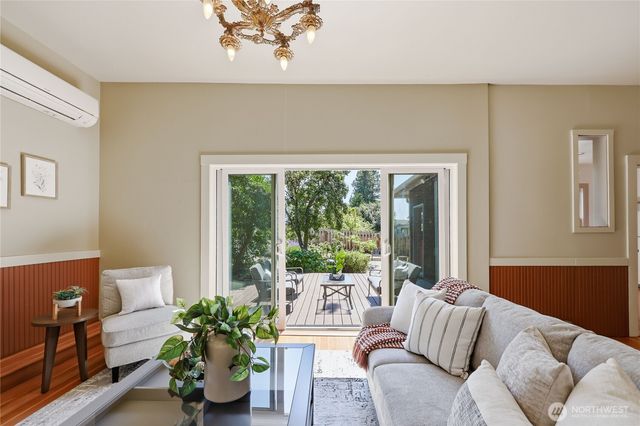 611 Rose Street, Port Townsend, WA 98368