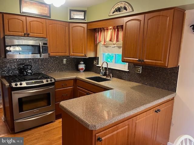 528 S BRENTWOOD DR, Mount Laurel, NJ 08054