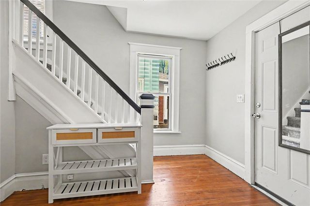 210 Roycroft Drive, Rochester, NY 14621