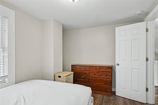 210 Roycroft Drive, Rochester, NY 14621