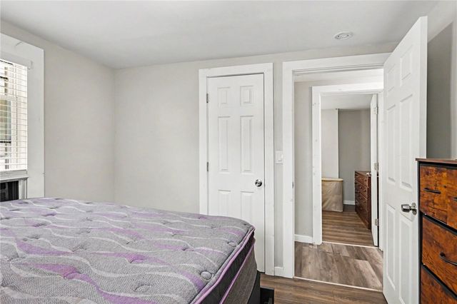 210 Roycroft Drive, Rochester, NY 14621