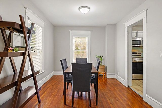 210 Roycroft Drive, Rochester, NY 14621