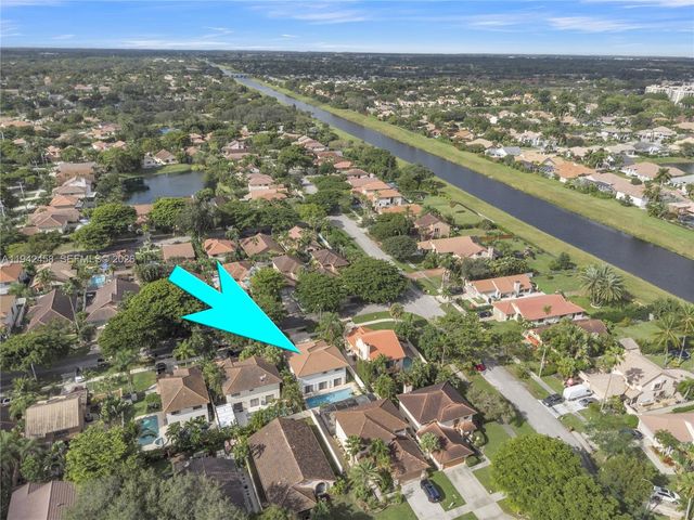 728 NW 38th Ter, Deerfield Beach, FL 33442