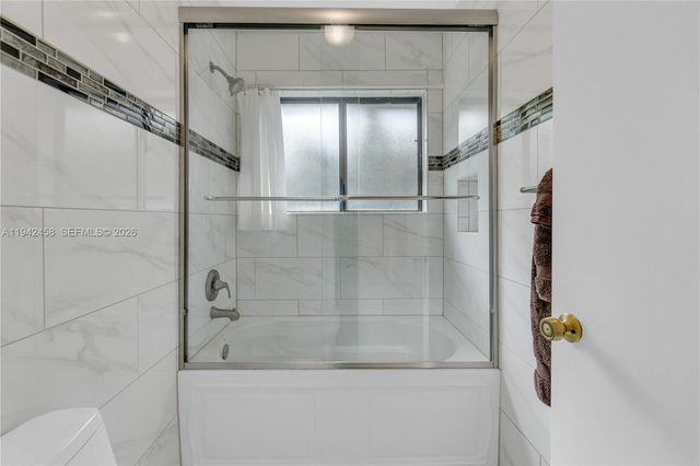 728 NW 38th Ter, Deerfield Beach, FL 33442