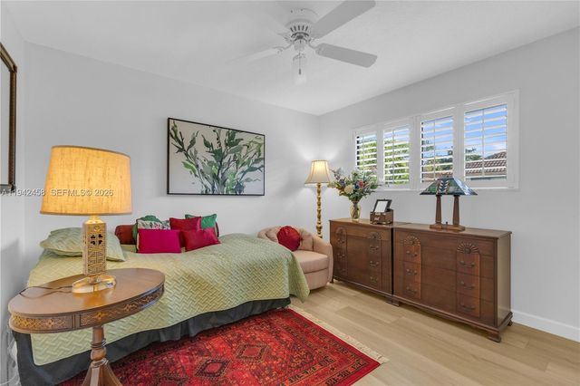 728 NW 38th Ter, Deerfield Beach, FL 33442