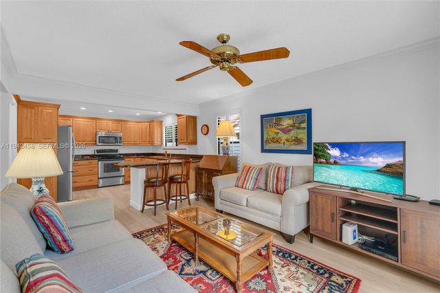 728 NW 38th Ter, Deerfield Beach, FL 33442