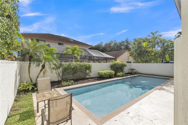 728 NW 38th Ter, Deerfield Beach, FL 33442