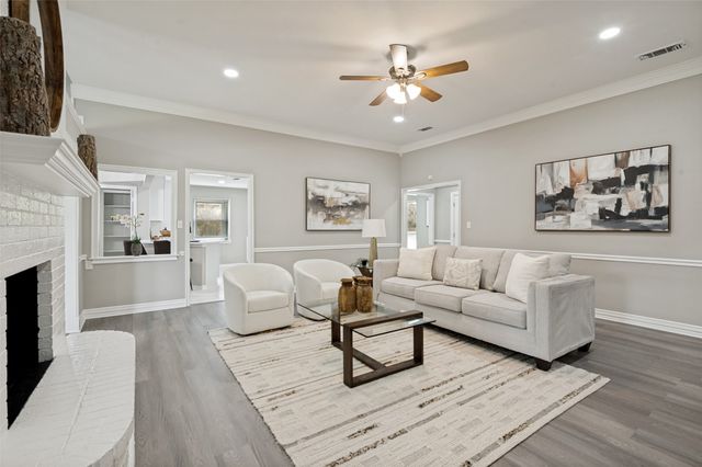 1912 Camden Way, Carrollton, TX 75007