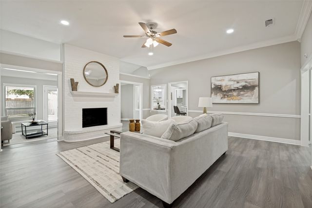 1912 Camden Way, Carrollton, TX 75007