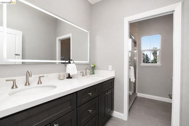 5017 Union Mine Dr, Antioch, CA 94531