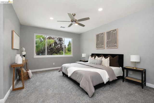 5017 Union Mine Dr, Antioch, CA 94531