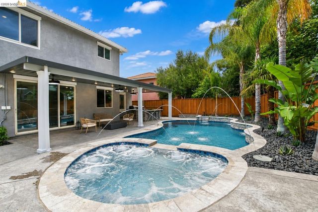 5017 Union Mine Dr, Antioch, CA 94531
