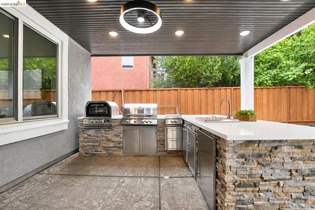 5017 Union Mine Dr, Antioch, CA 94531