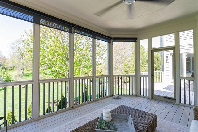 9071 Tartan Fields Drive, Dublin, OH 43017