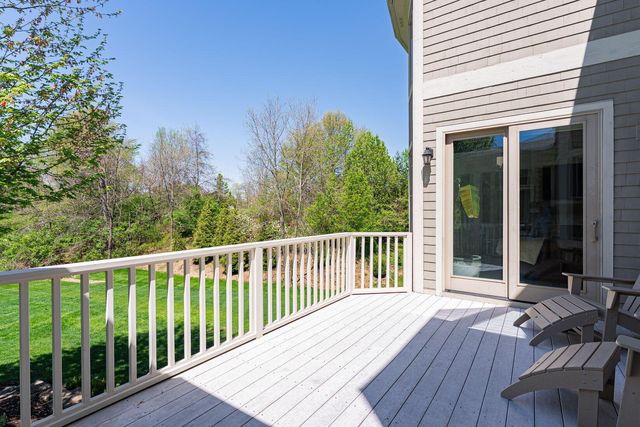 9071 Tartan Fields Drive, Dublin, OH 43017