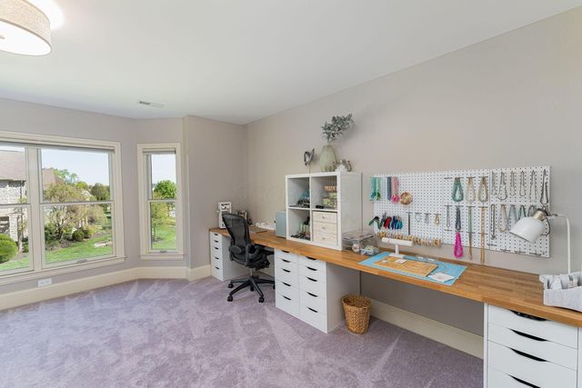 9071 Tartan Fields Drive, Dublin, OH 43017