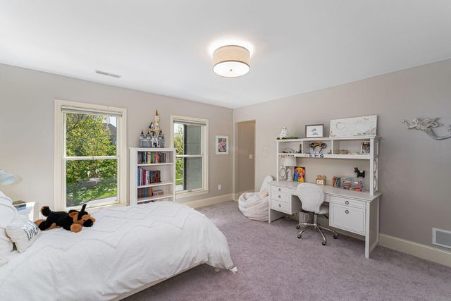 9071 Tartan Fields Drive, Dublin, OH 43017