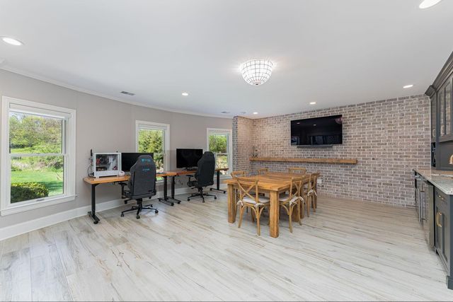 9071 Tartan Fields Drive, Dublin, OH 43017