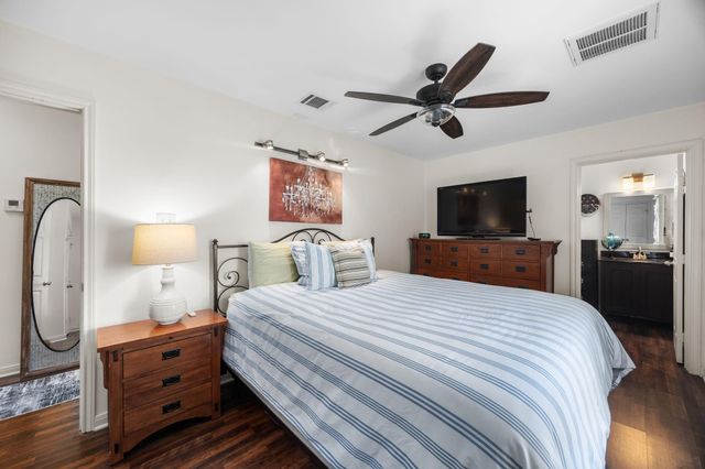 4130 Kent Drive, Galveston, TX 77554