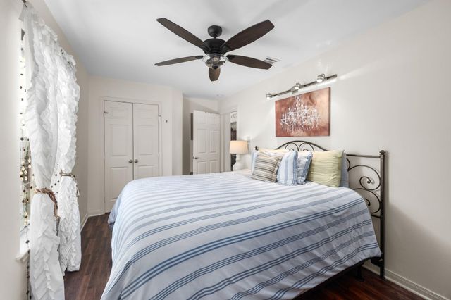 4130 Kent Drive, Galveston, TX 77554