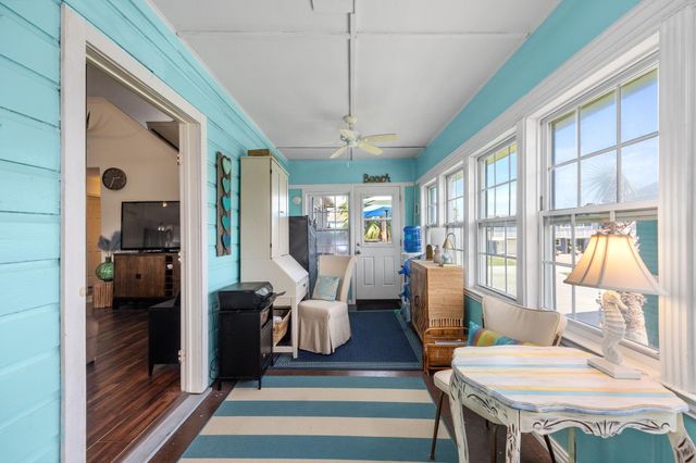 4130 Kent Drive, Galveston, TX 77554