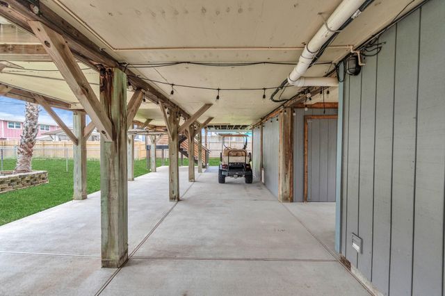 4130 Kent Drive, Galveston, TX 77554