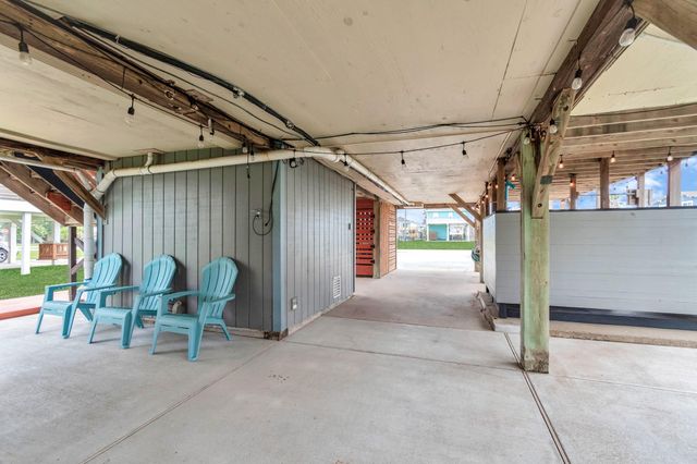 4130 Kent Drive, Galveston, TX 77554