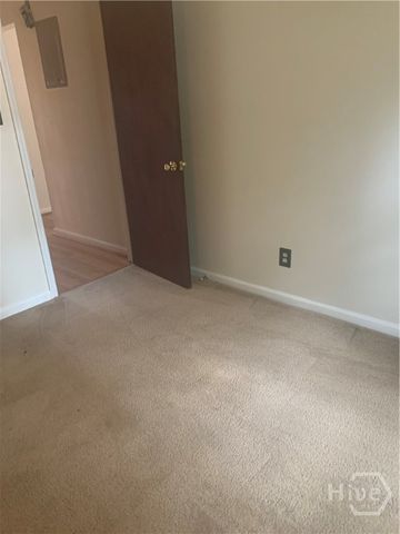 432 Edgewater Road, Savannah, GA 31406