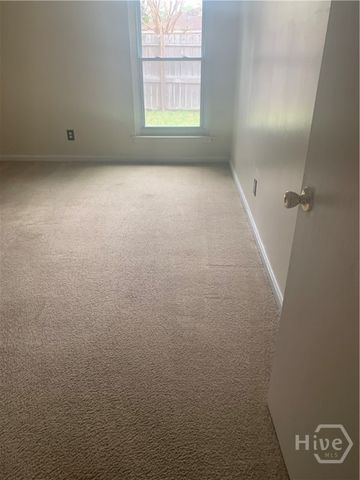 432 Edgewater Road, Savannah, GA 31406