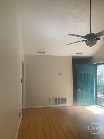 432 Edgewater Road, Savannah, GA 31406