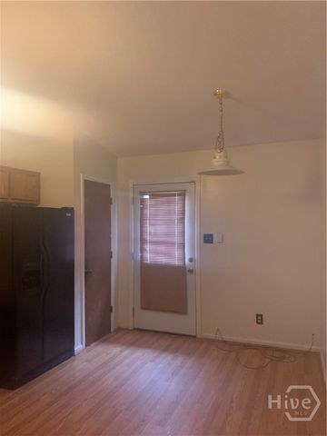 432 Edgewater Road, Savannah, GA 31406